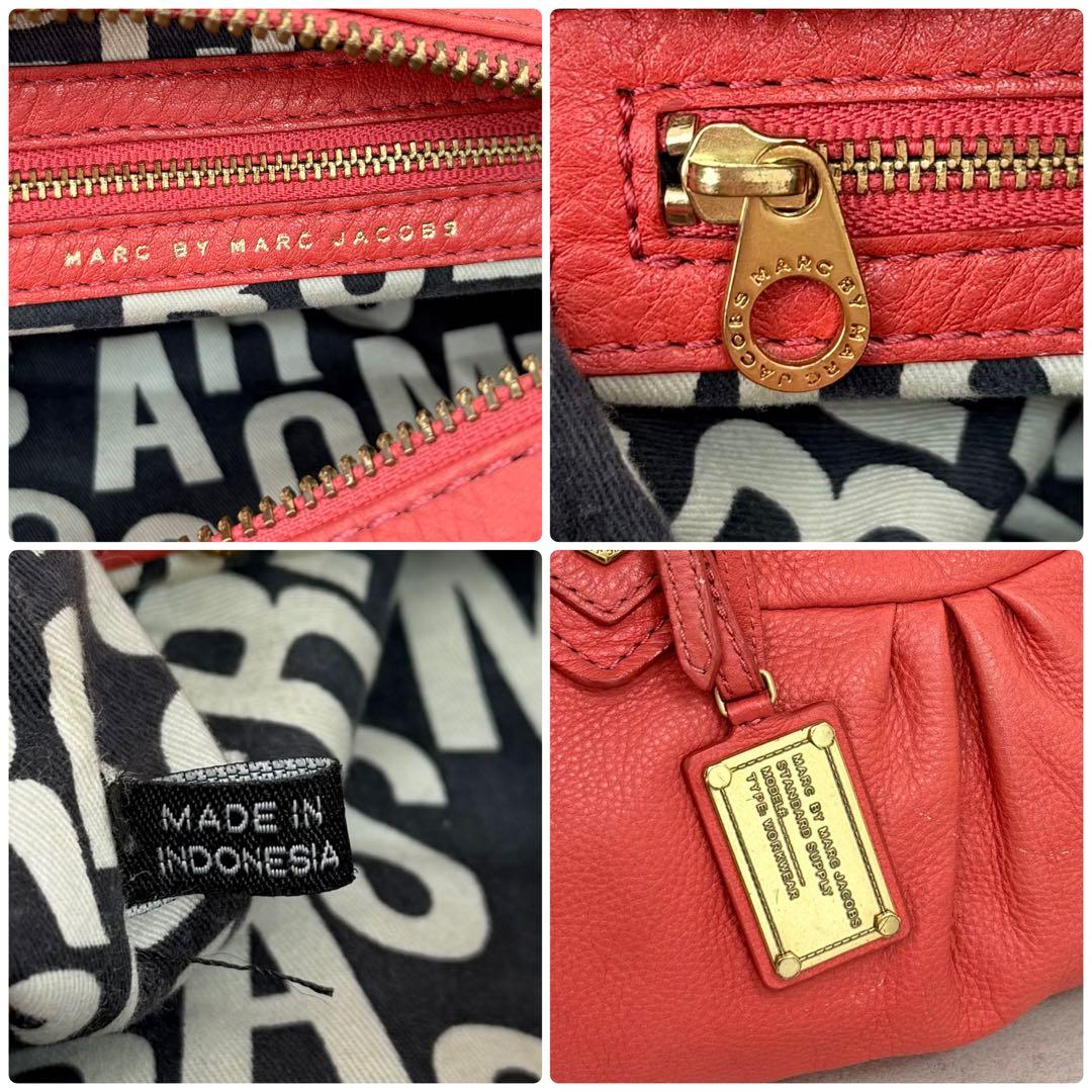 Marc by Marc Jacobs Classic Q Coral Red - メルカリ