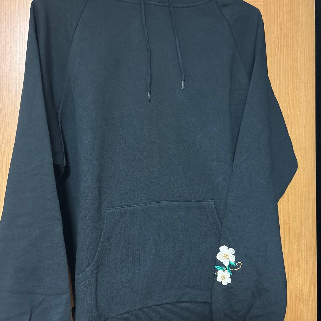 ミセスグリーンアップルHarmonyパーカー Lサイズ - メルカリ