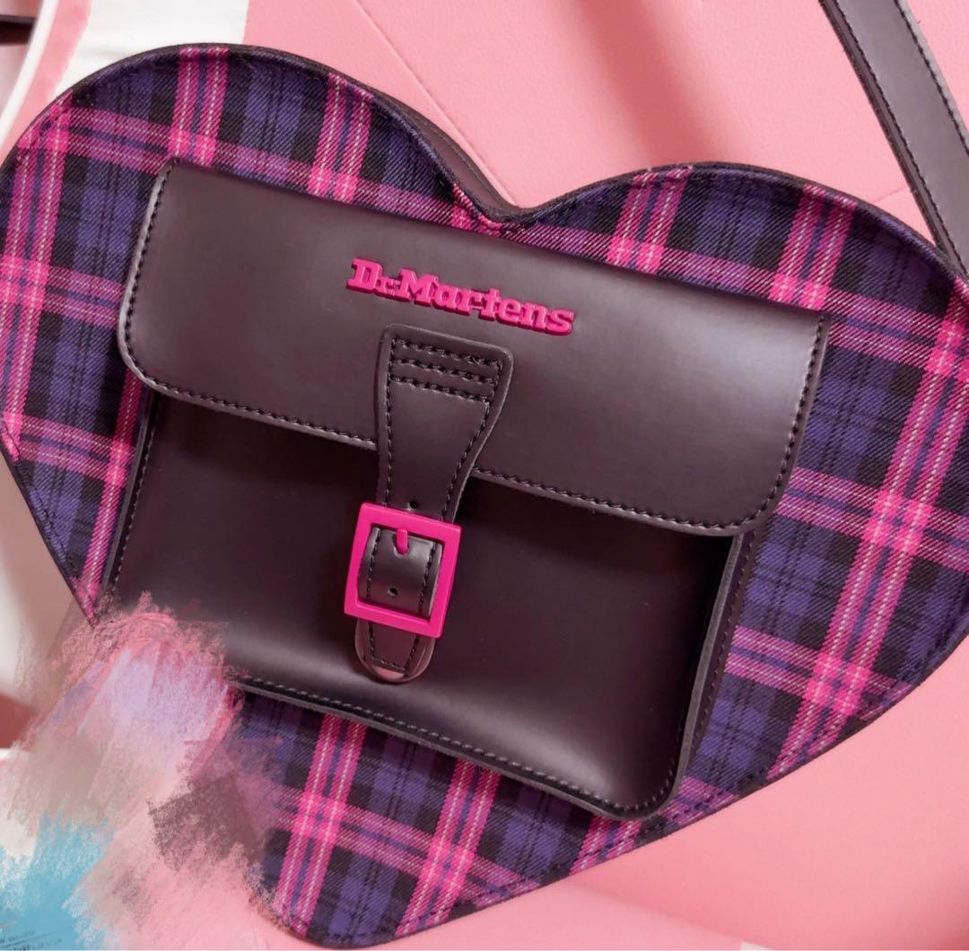 Dr.martensハートバックパックBLACKPINK MULTI ハート バックパック