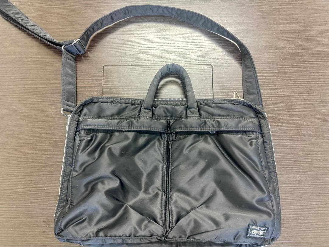 PORTER ポーター タンカー ビジネスショルダーバッグ ブラック ポーター愛用レビュー｜最高！タンカー ショルダーバッグ(L) | 僕と