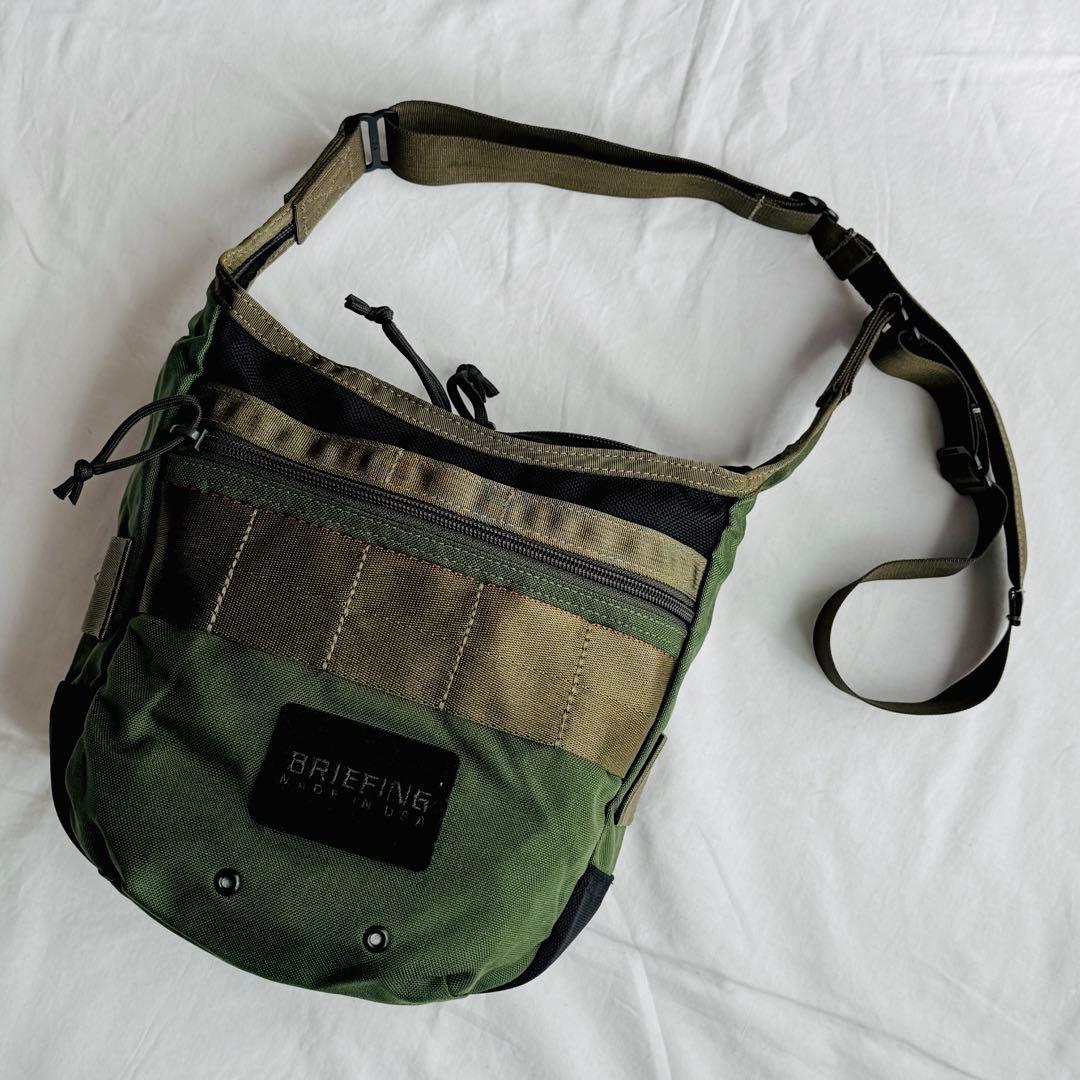 USA製 25周年 BRIEFING DAY TRIPPERオリーブ BEAMS 重要 『DAY TRIPPER S COMBI (カラー：OLIVE)』に関するお詫びと回収の