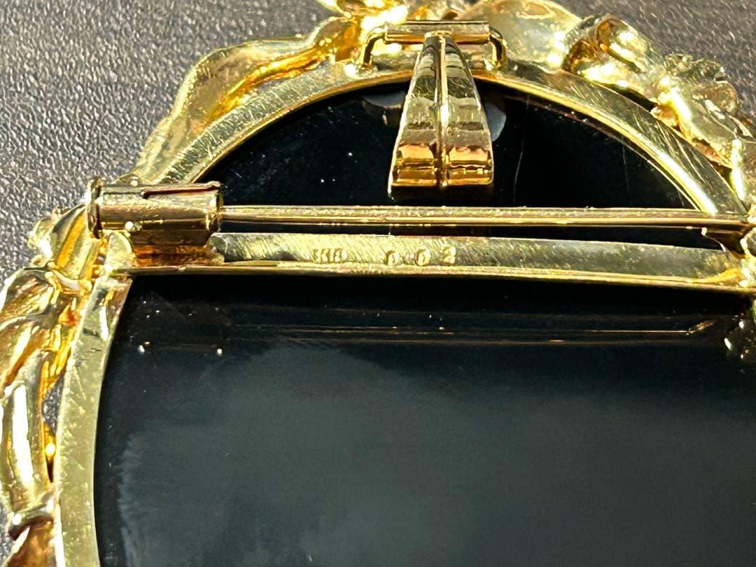 t*k様 K18刻印 カメオ ペンダントトップ ダイヤ 0.02ct 重量約22