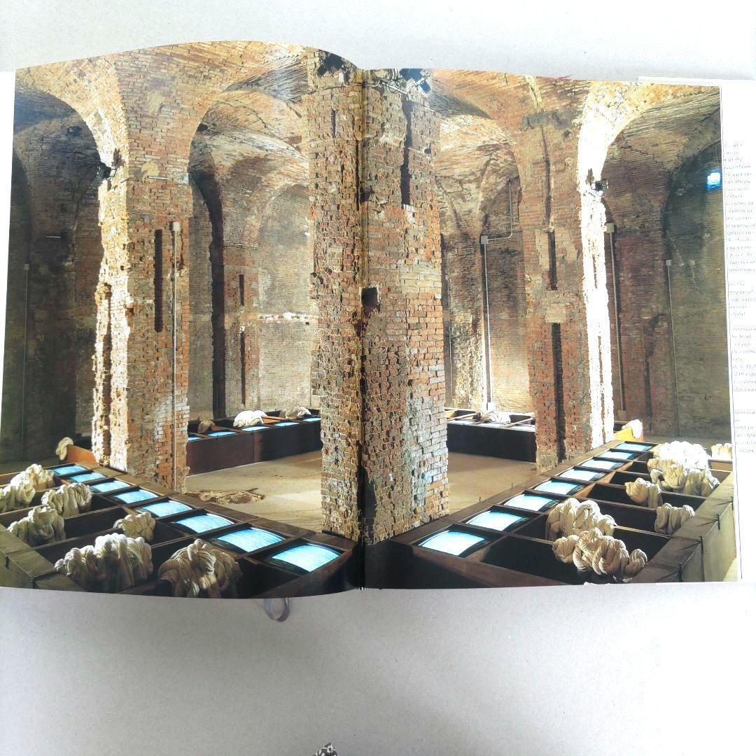 Fabrio Plessi:Opus Video Sculpture/ビデオ彫刻