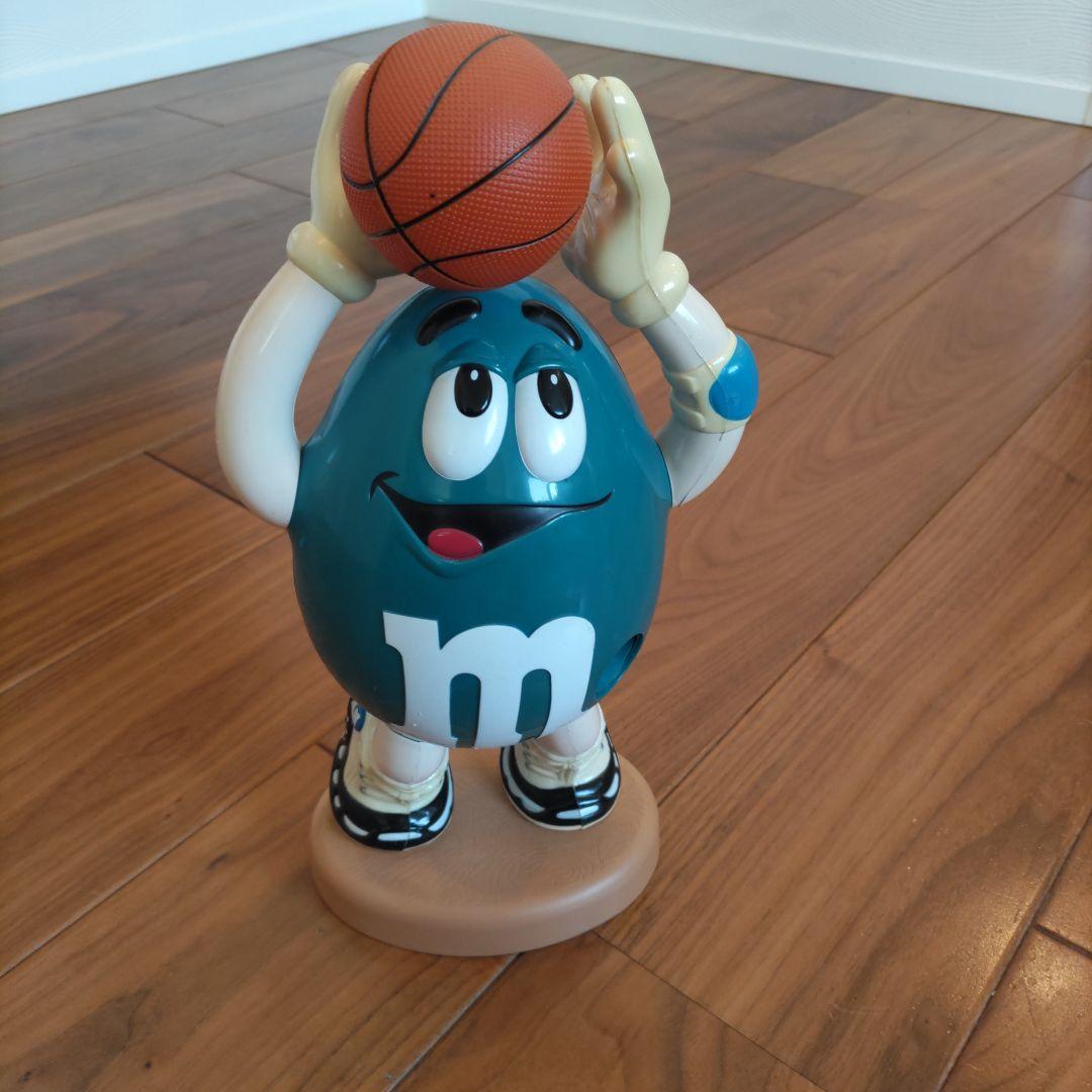 M&M's バスケットボール ディスペンサー エムアンドエムズ - メルカリ