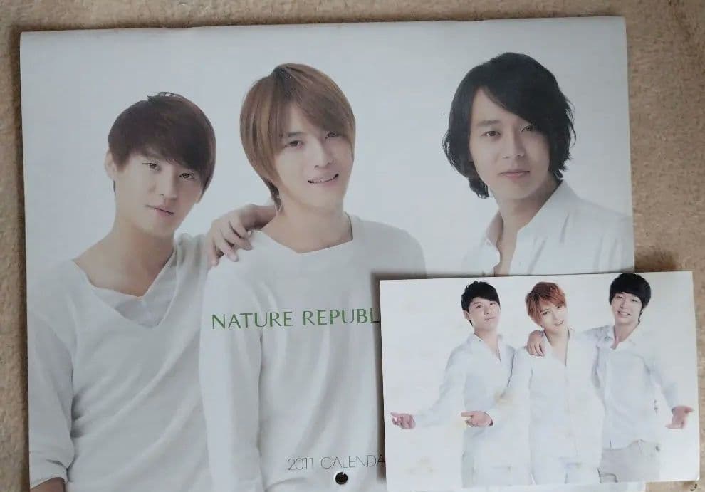 非売品　JYJ NATURE REPUBLIC サイン入　カレンダー 写真集