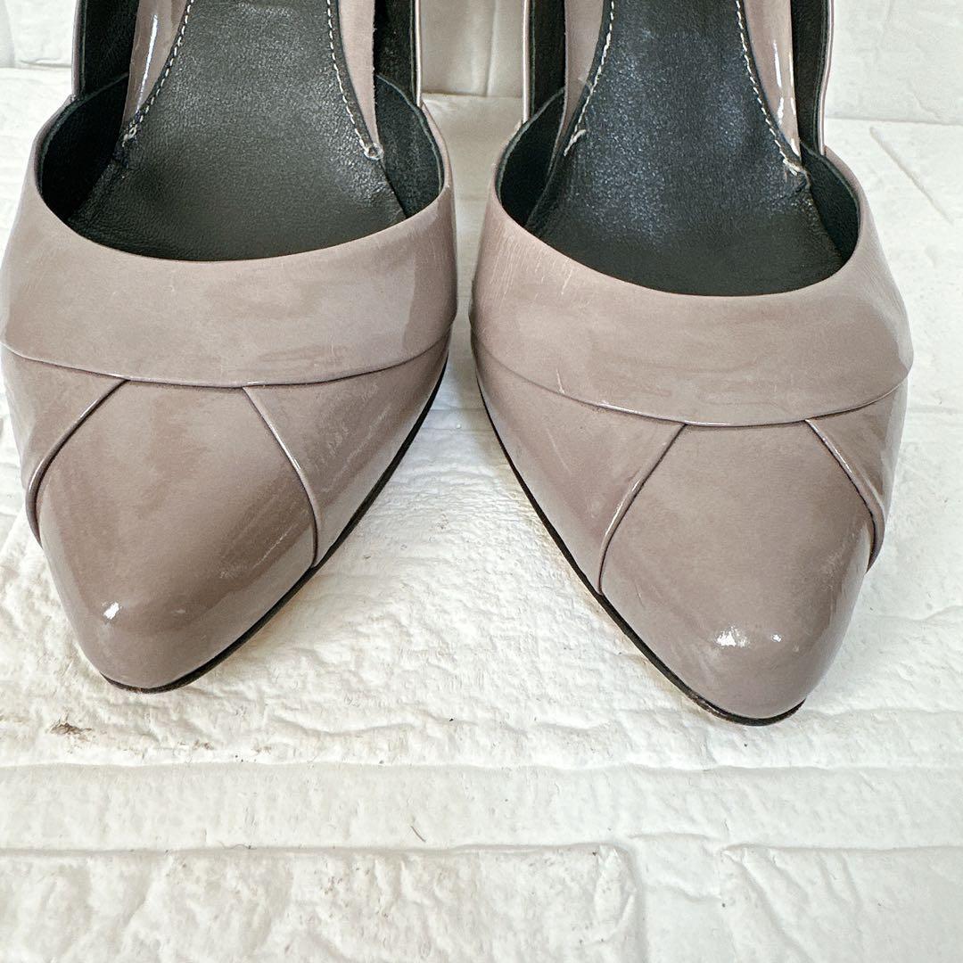 PELLICO グレー エナメル パンプス36 パテントレザー グレージュ