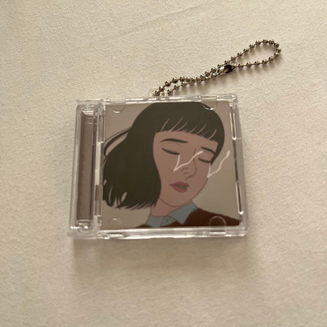 マカロニえんぴつ ミニチュアCD風キーホルダー - メルカリ
