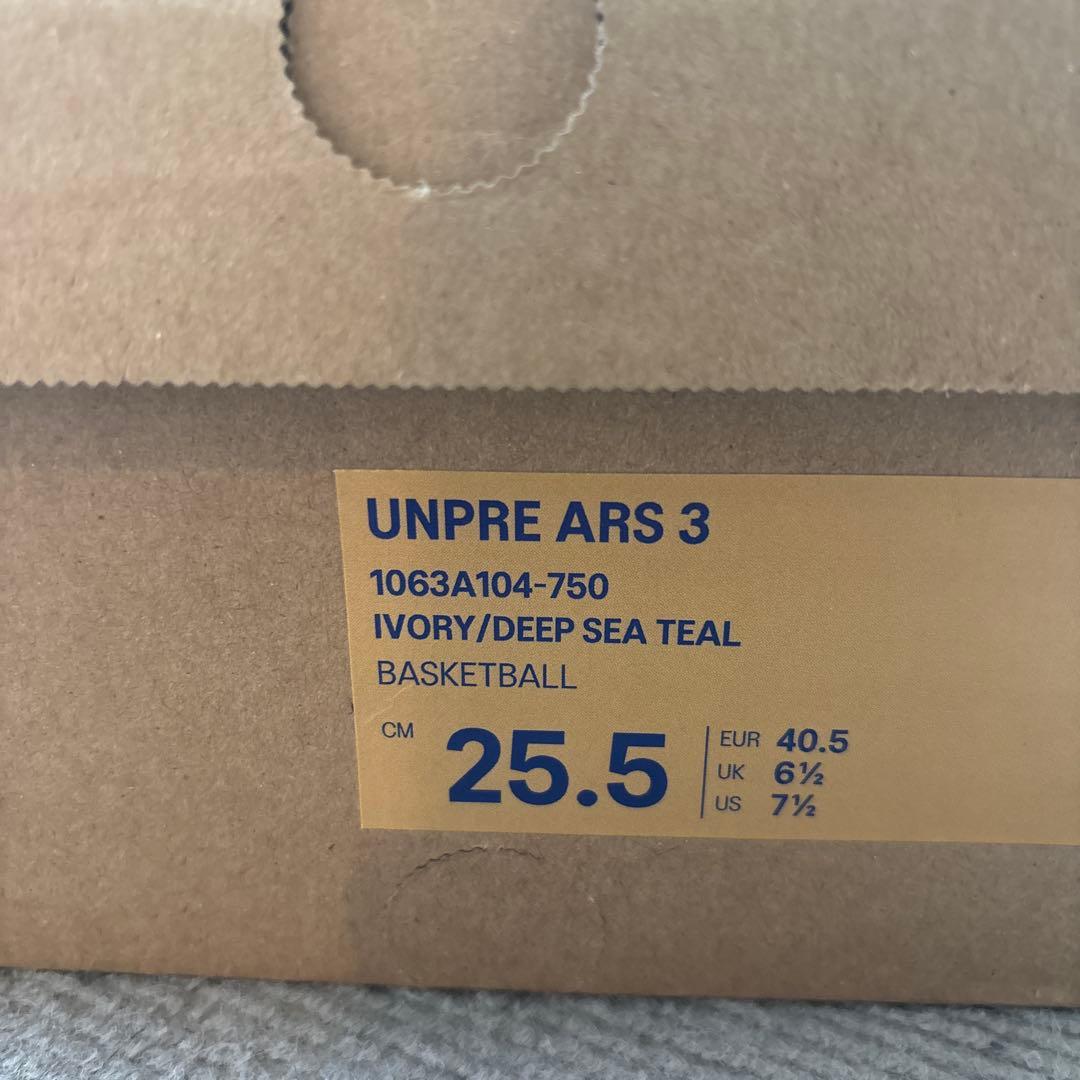 ASICS UNPRE ARS 3 バスケットボールシューズ 25.5cm