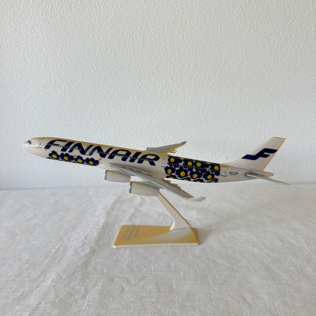 レア・機内限定】マリメッコ フィンエアー A340 模型 - メルカリ