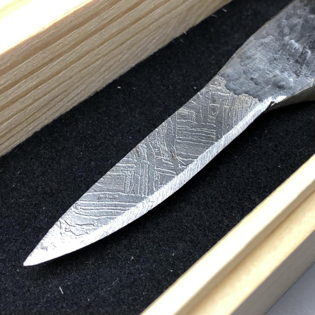 b*b様 アルタイ隕石 鉄隕石 メテオライト 模造刀 重さ約152g 共箱