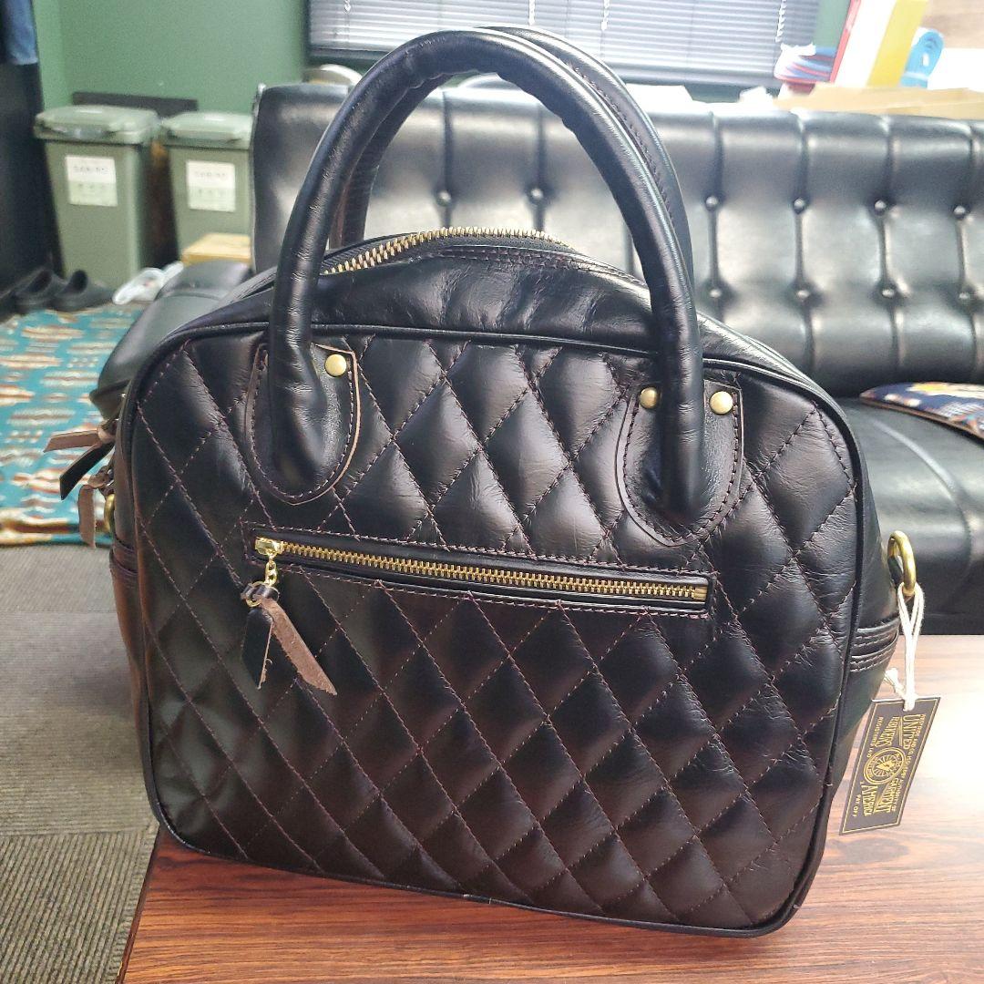 ウエストライドパデッドブリーフバッグキルテイングパッドホースハイド