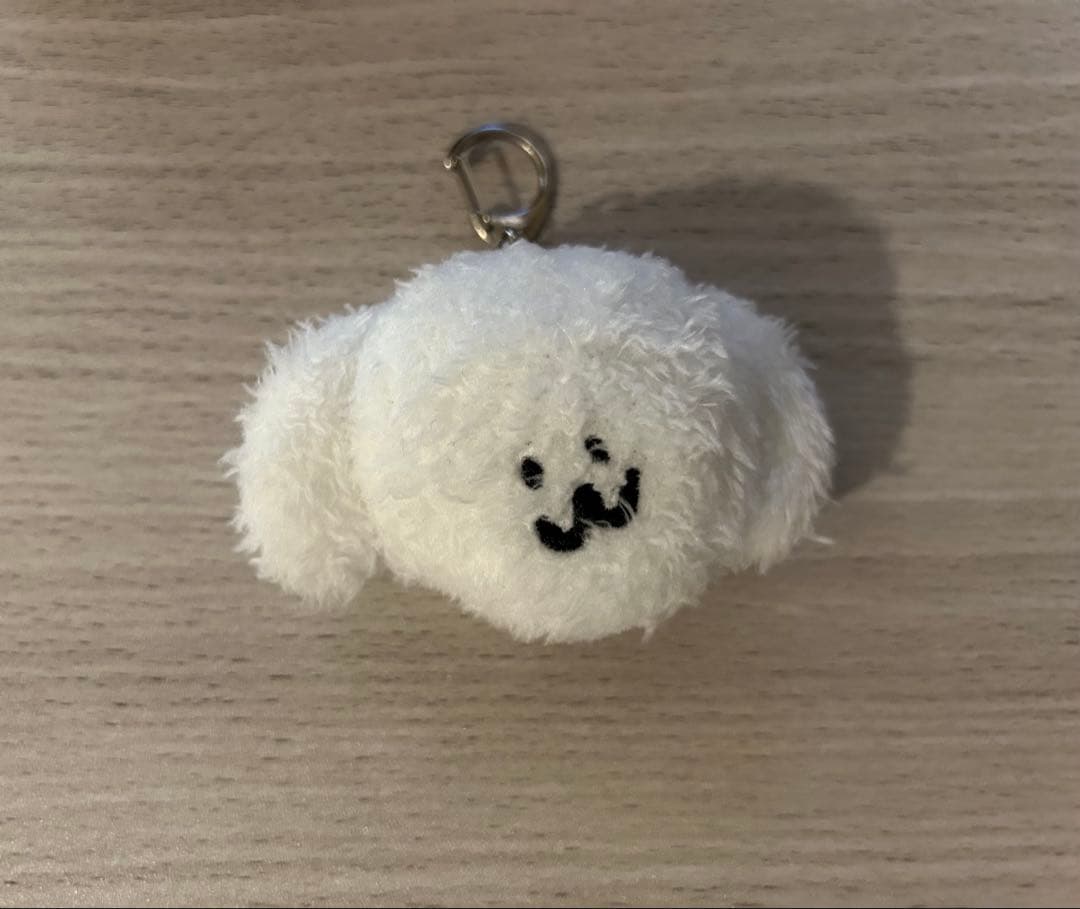 サウシードッグ SaucyDog わんこぬいキーホルダー、ステッカー - メルカリ