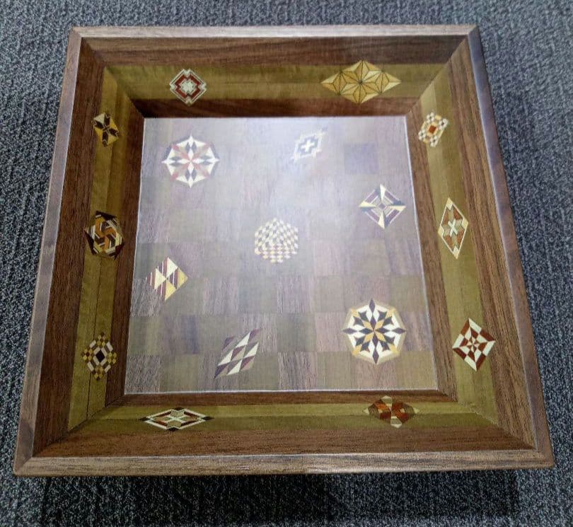 箱根寄木細工 伝統工芸品 浜松屋 盛器 角盛器 市松 菓子鉢 - メルカリ