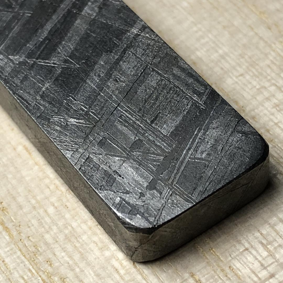 ムオニオナルスタ隕石 メッキ処理済み ペンダントトップ 鉄隕石 重さ約