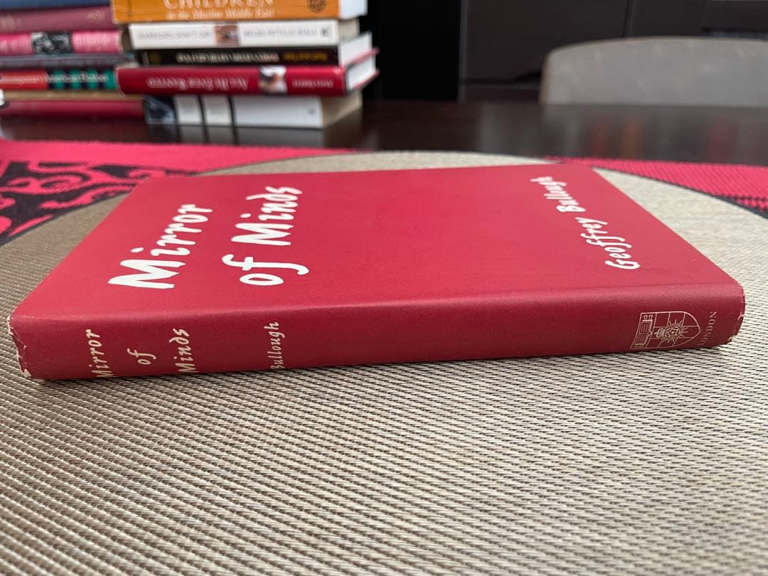 洋書 Mirror of Minds by Geoffrey Bullough