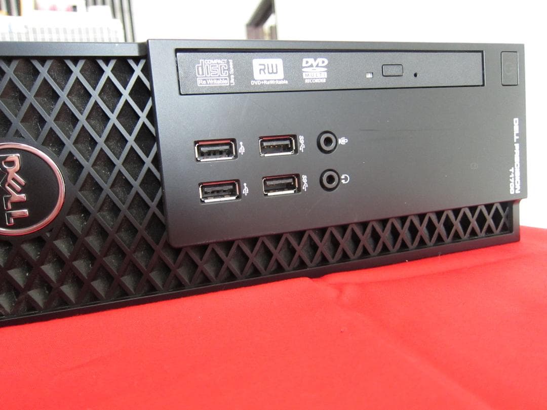 DELL　T1700 　Xeon E3-1271V3　3.6GHz　16GB