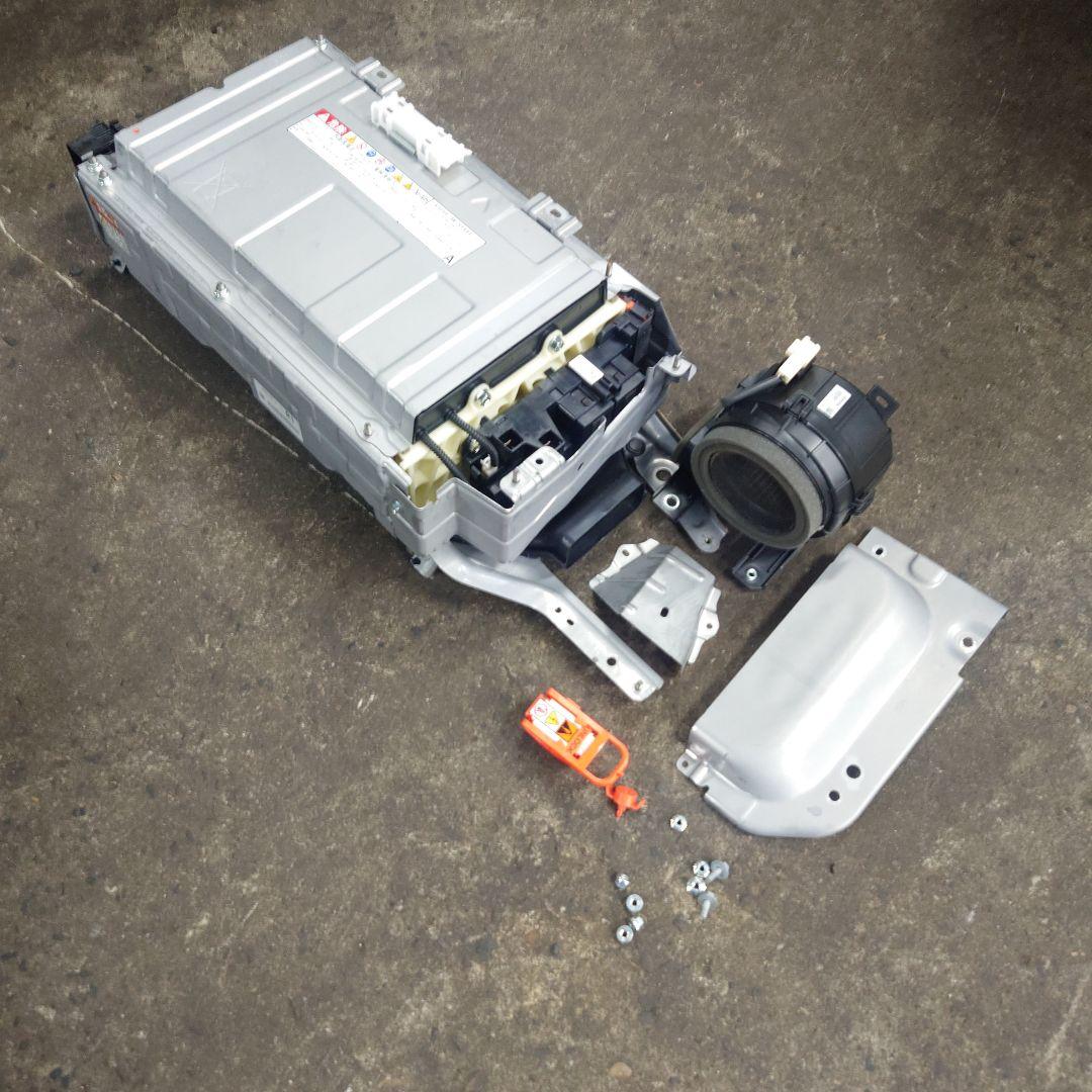 アクア　NHP10 ハイブリッドバッテリー ジャンク　発送注意 リビルト ハイブリッド バッテリートヨタ アクア 前期 NHP10