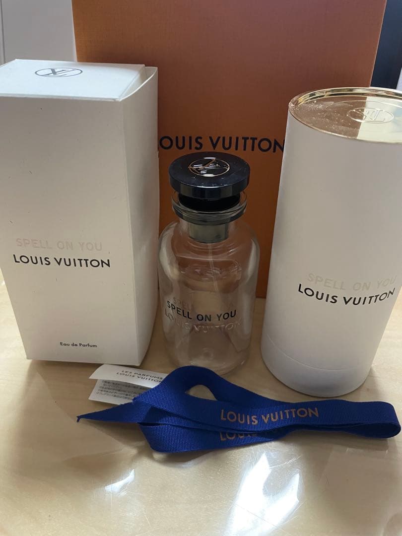 ルイヴィトン 香水 空き瓶 箱付き - メルカリ