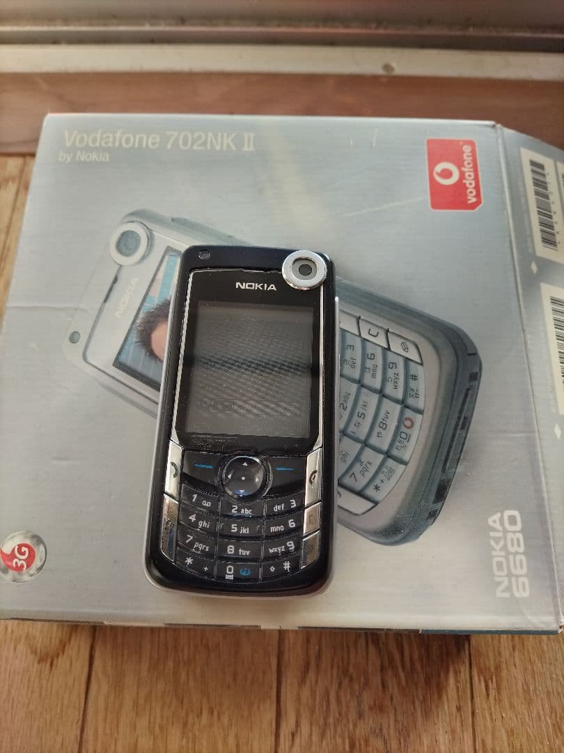 Nokia 702NK II Vodafone 6680 本体 - メルカリ