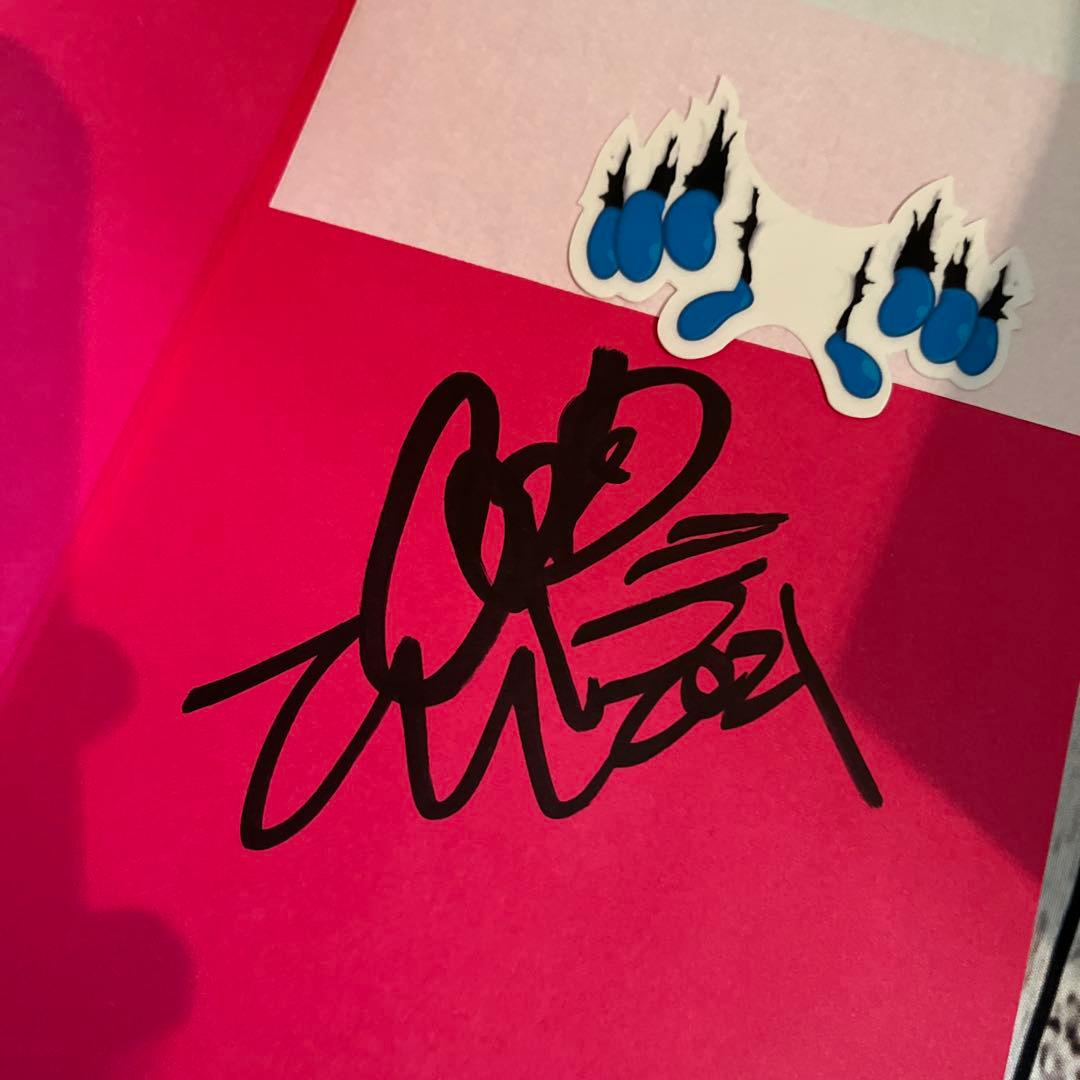 COIN PARKING DELIVERYフィギュア限定250 サイン本 - メルカリ