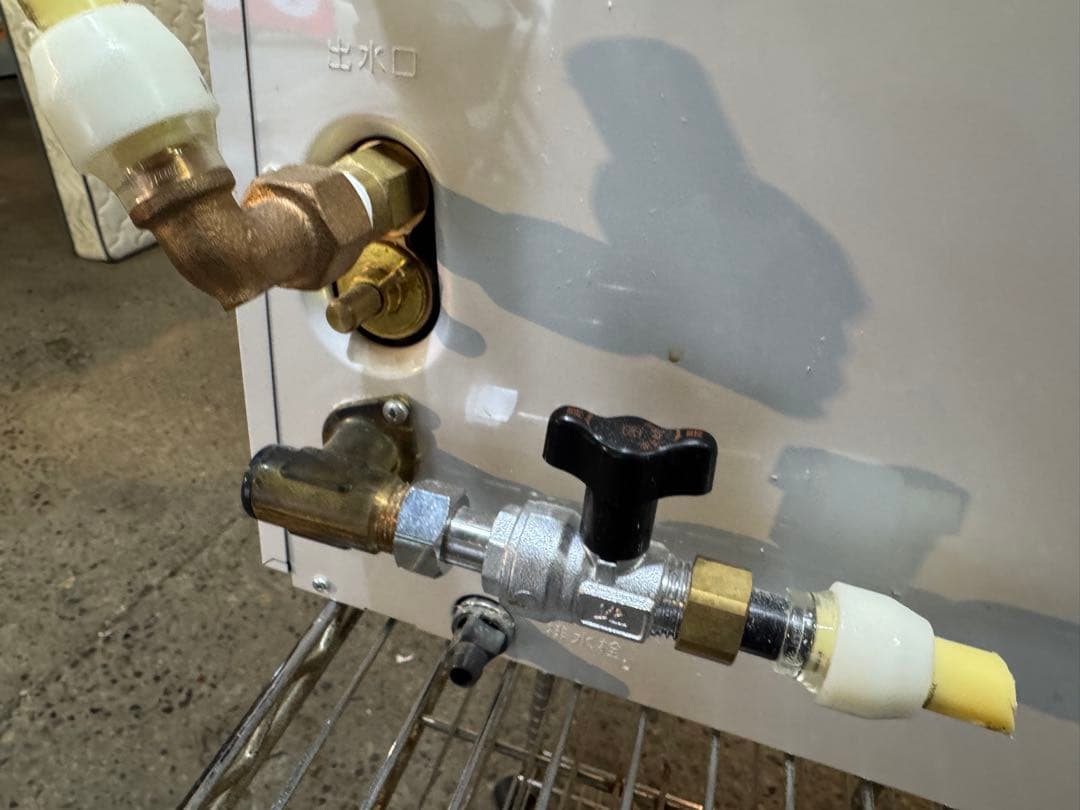 m*e様 TOTO 小型電気温水器 RES25A 24.7L 業務用【通電確認済