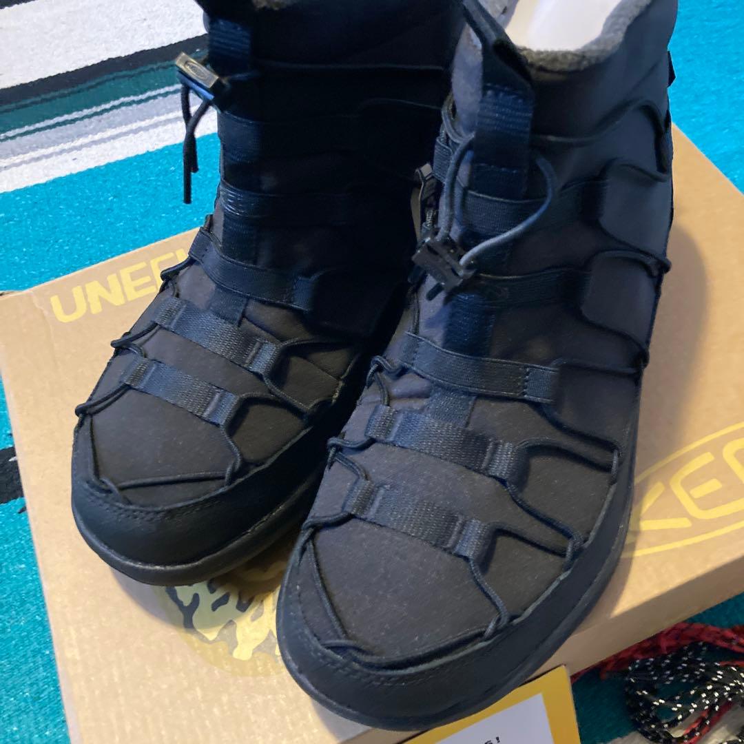 ス*ー様 KEEN UNEEK SNK CHUKKA WP 26.5cm BLA