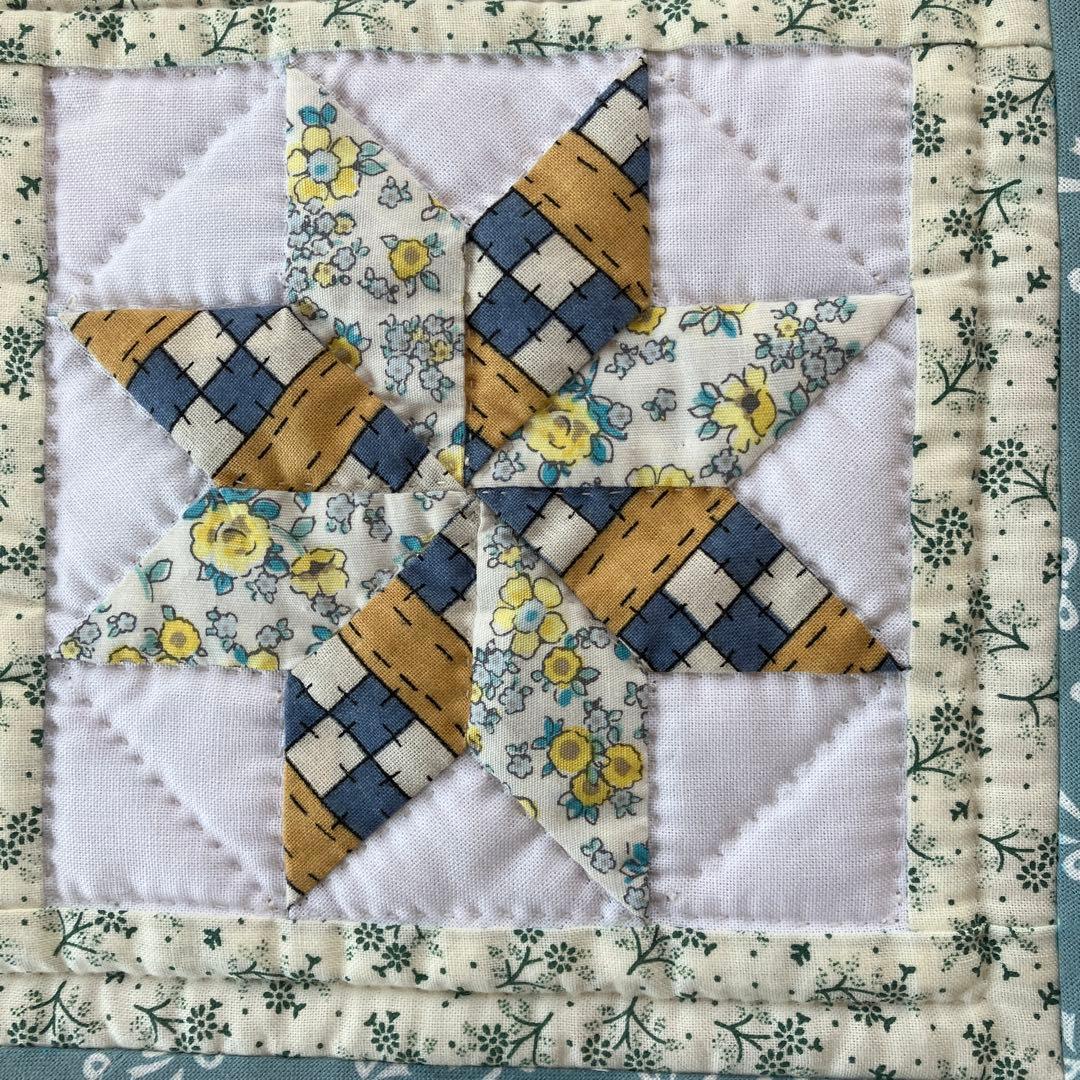 パッチワークキルト タペストリー＊レモンスター - メルカリ