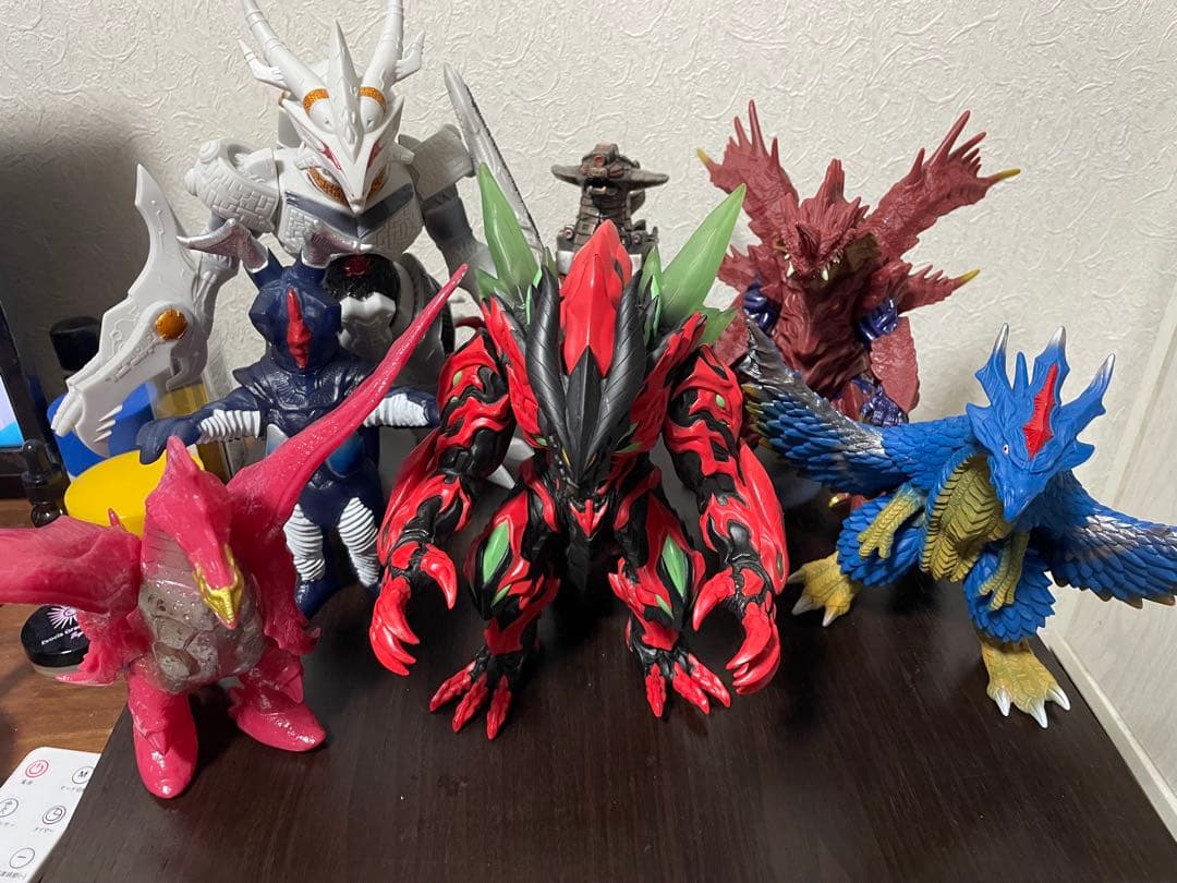 ウルトラマン怪獣フィギュア　7体 セットDXシリーズ compass1765457126.jpg