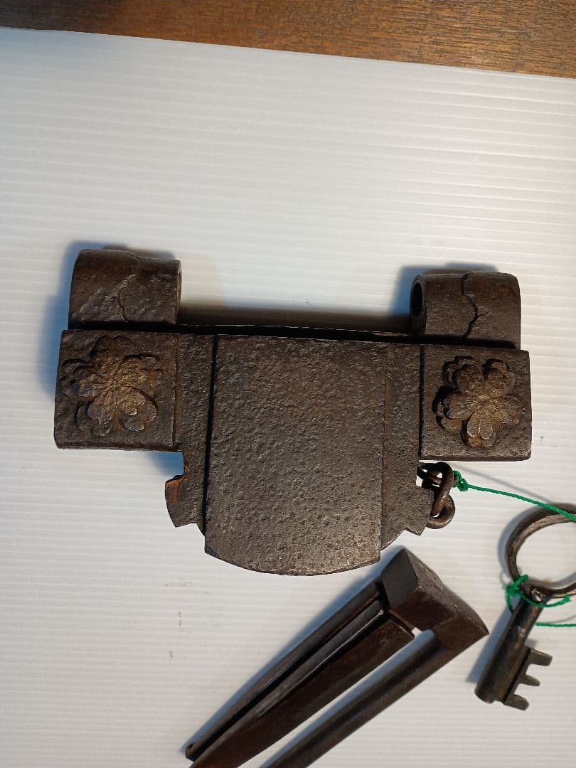 阿波錠前 蔵錠 カジヤバラ住源作 6枚バネの通販はau PAY マーケット