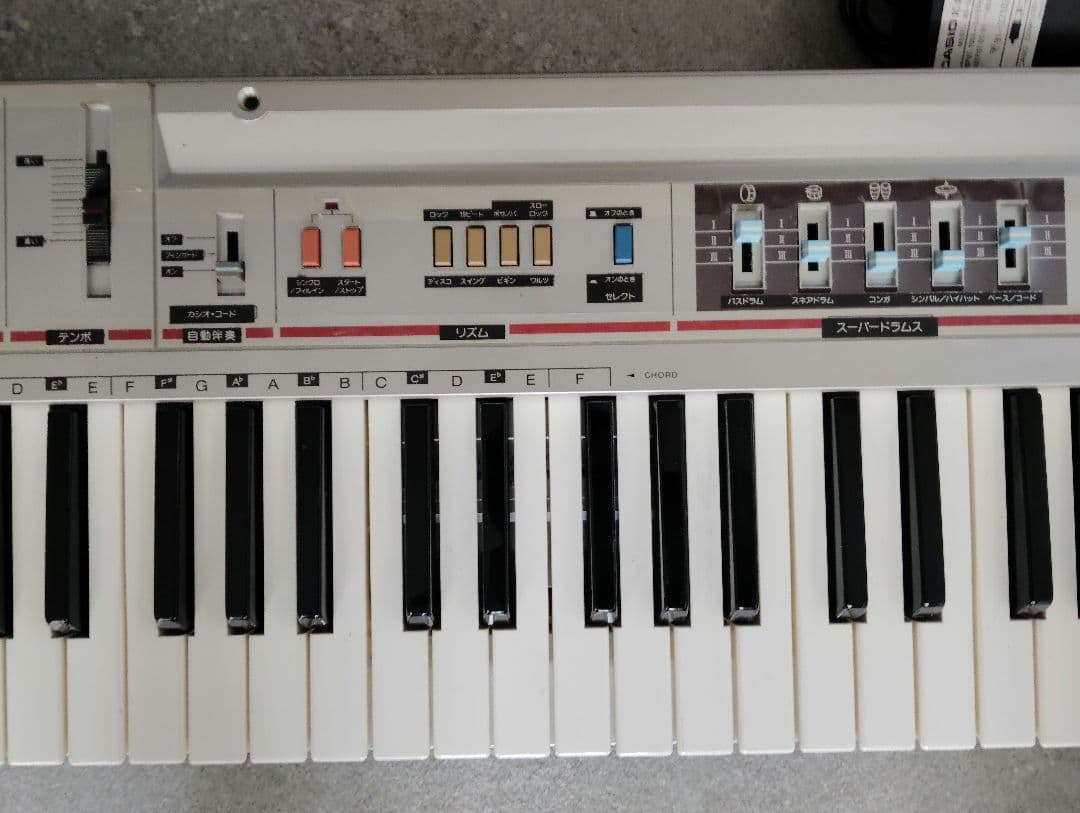 CASIO CASIO Casiotone CT-320 電子ピアノ シンセサイザー 銀色