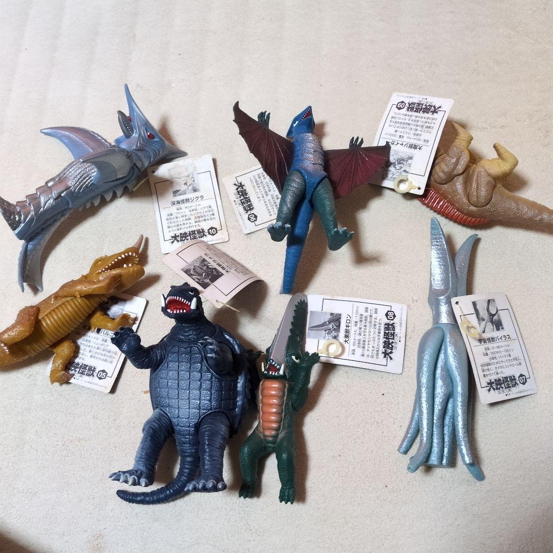 バンダイ 大怪獣ガメラ 大映怪獣 強いぞガメラ 復活大結集BOX - メルカリ