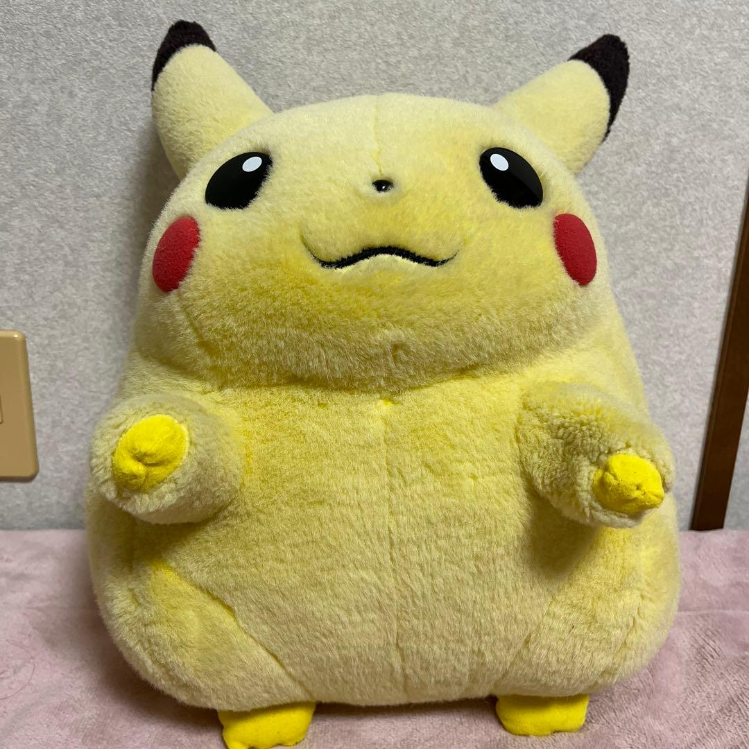 ピカチュウ 等身大 ぬいぐるみ TOMY | Shop at Mercari from Japan