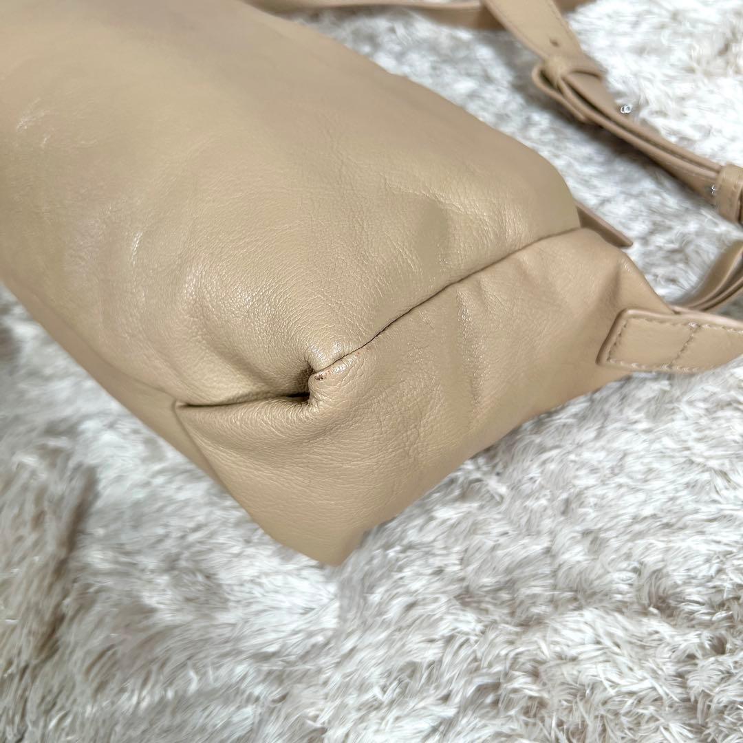 ear PAPILLONNER イアパピヨネ ボックスショルダーバッグ ベージュ