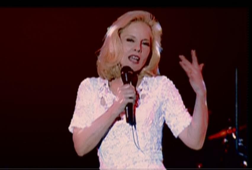 シルヴィ・バルタン・ライヴDVD-3P『Casino De PARIS 95』 - メルカリ