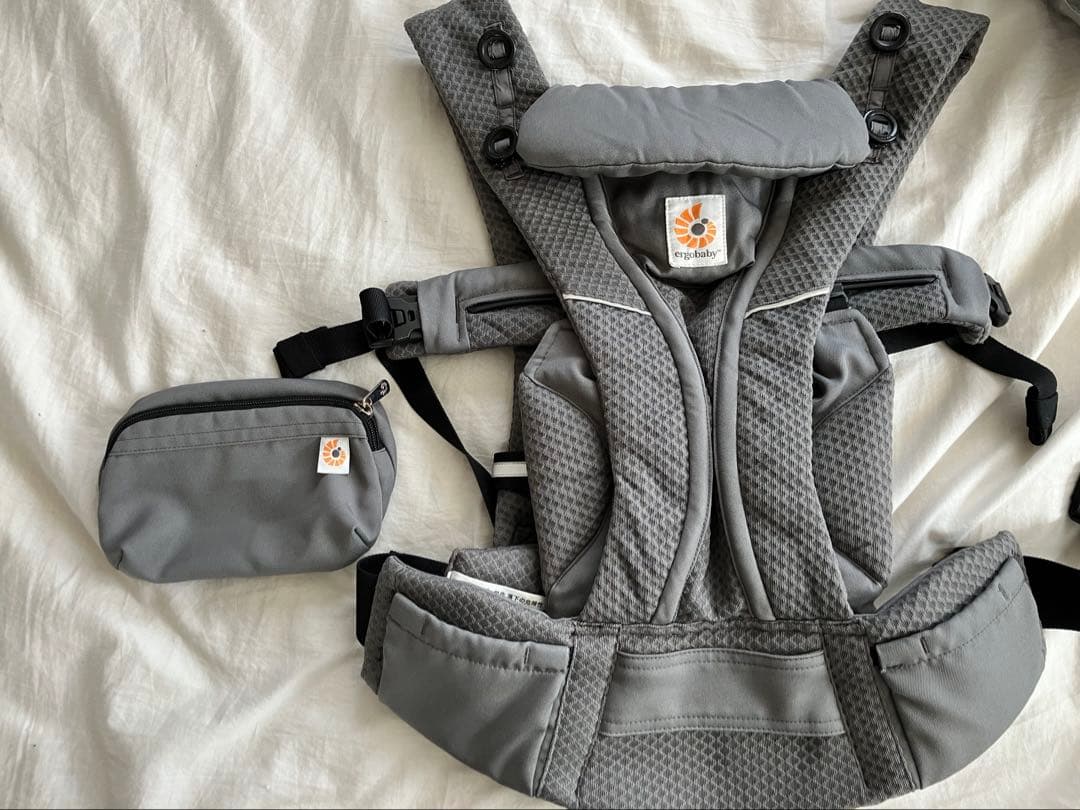 抱っこ紐　エルゴベビー　オムニブリーズ OMNI Breeze / オニキスブラック | エルゴベビー オンラインストア