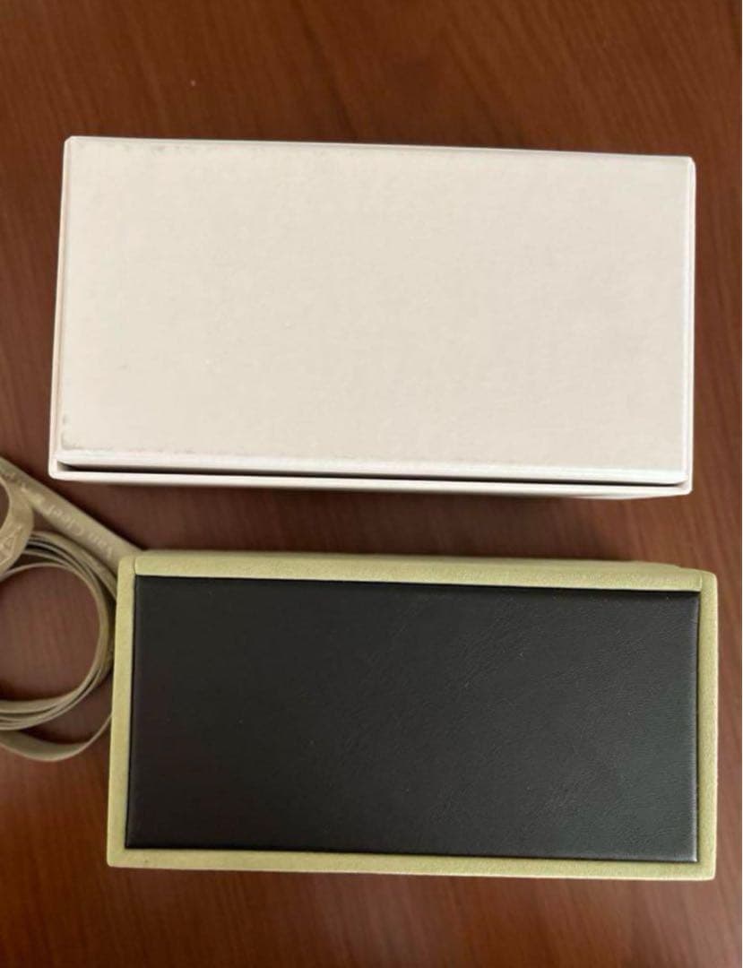 美品】ヴァンクリーフ&アーペル ブレスレット ケース 空箱 リボン付き