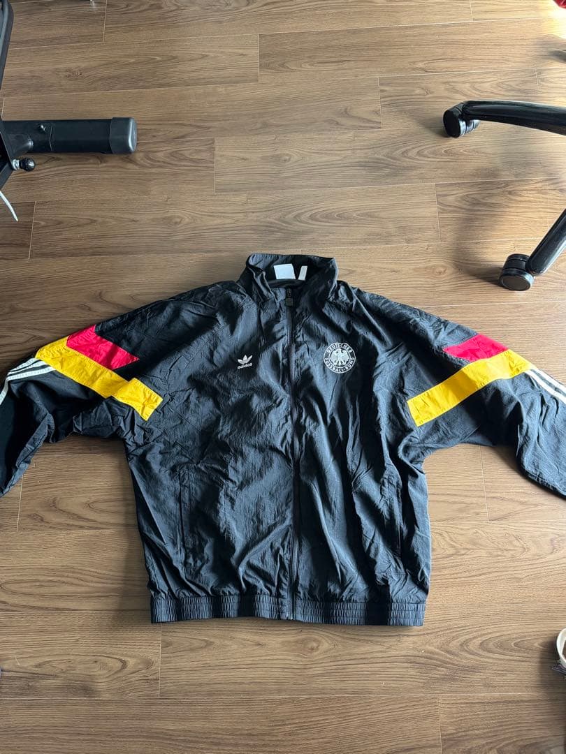 ドイツ代表　サッカージャージ　adidas ナイロンジャケット 2XL 黒/赤 2XL 国内正規品 adidas Originals ドイツ オリジナルス トラックトップ