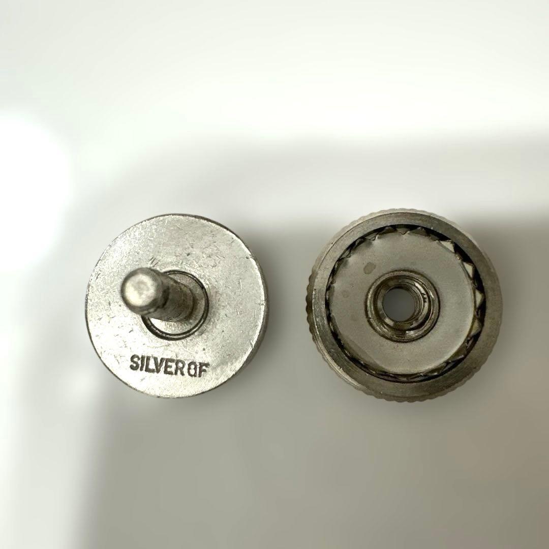 希少レア】JAL 日本航空 社章 バッジ 2個セット - メルカリ