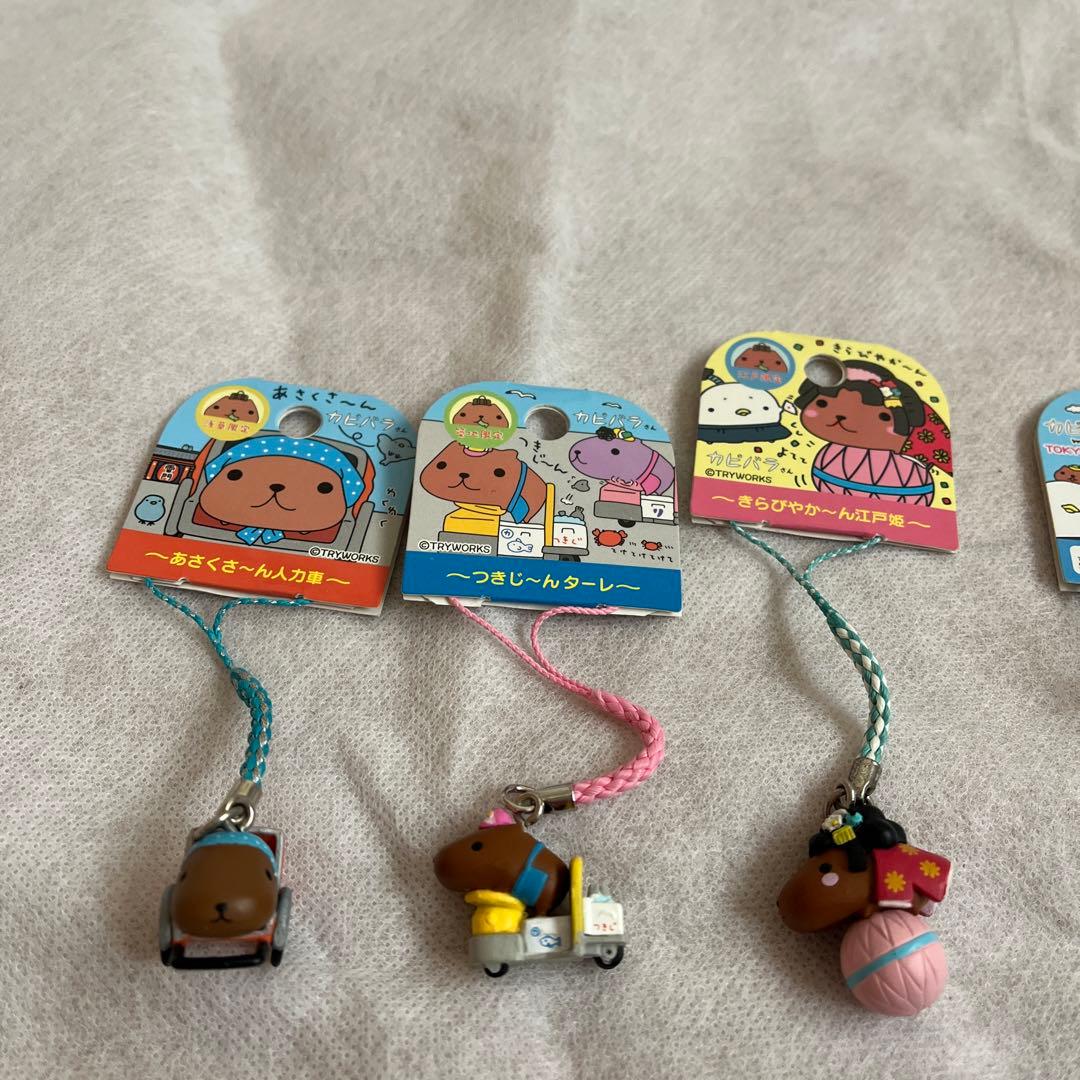 ご当地カピバラさんキーホルダー - メルカリ