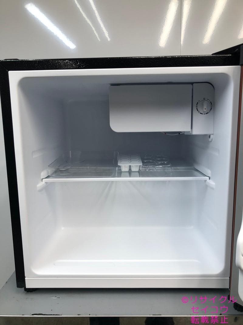中古】アイリスオーヤマ小型冷蔵庫 46L 2025年式2511011720 - メルカリ