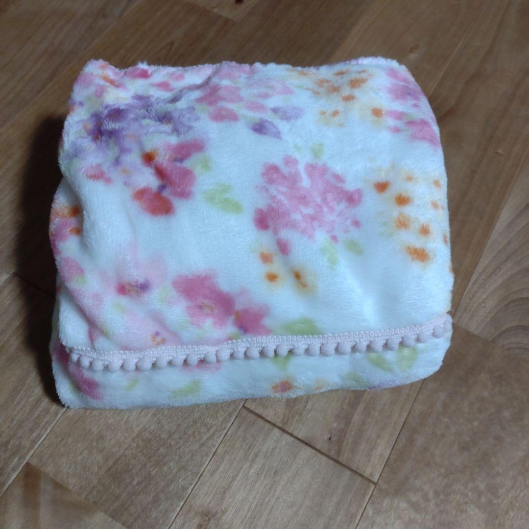 ローラアシュレイ ブランケット ひざかけ アメリ - メルカリ