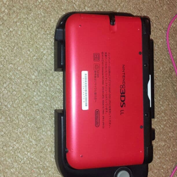 希望額どうぞ！3DSLL レッド×ブラック 美品！