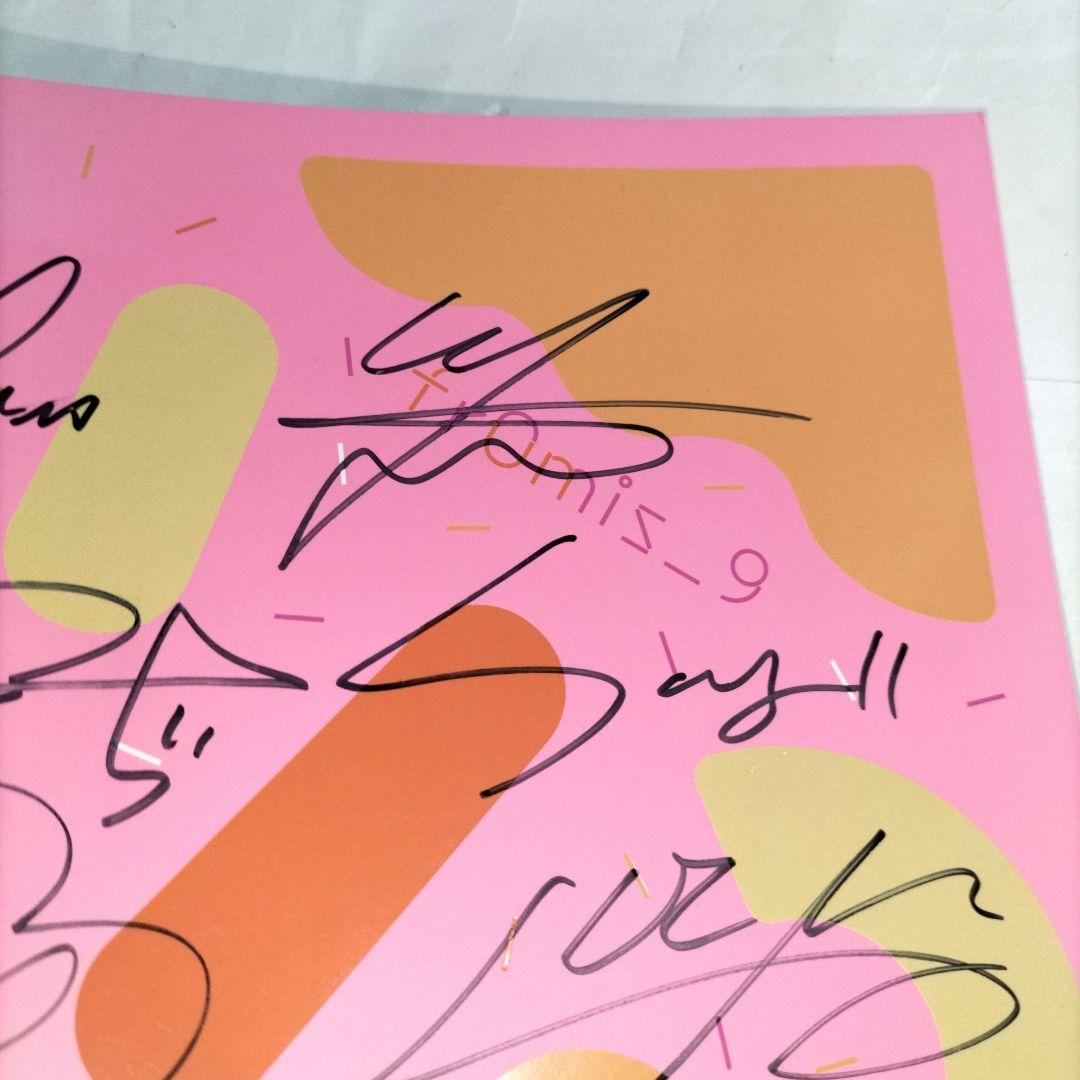 28000⭐メンバー本人⭐全員サイン入り⭐fromis_9⭐2トレカ付き