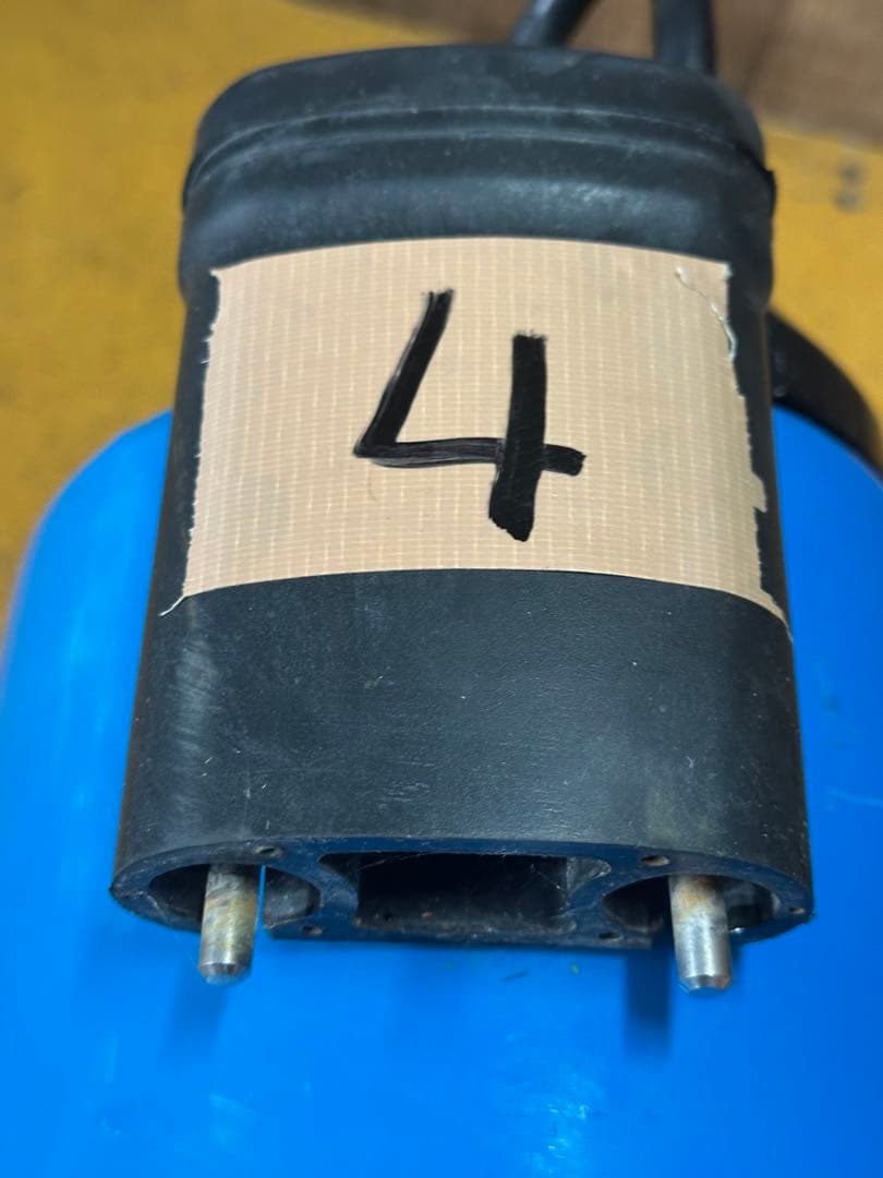 4. 自動運転式 低水位排水用水中ポンプ LB-800 100V 50Hz