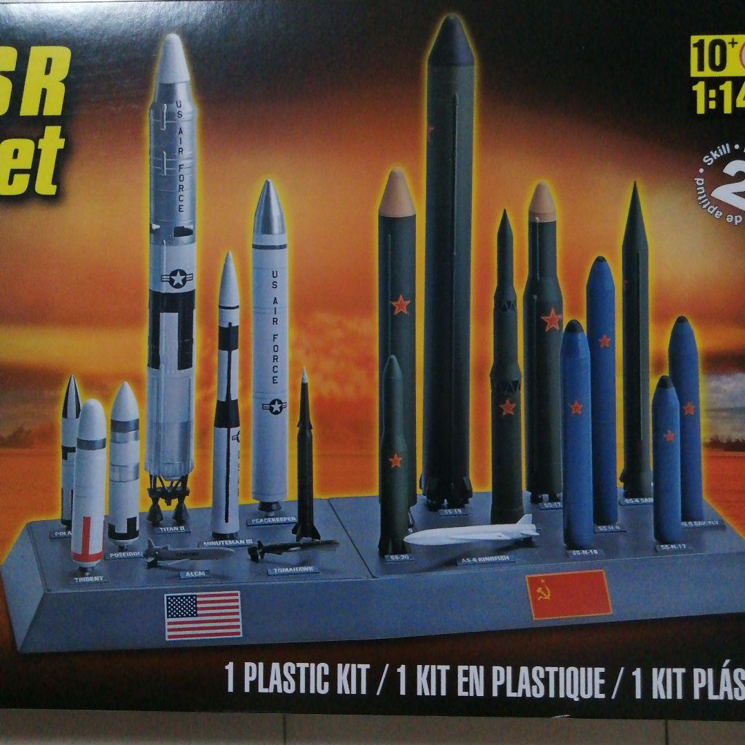新品・未組立】アメリカ/ソビエト ミサイルセット 1/144 プラモデル