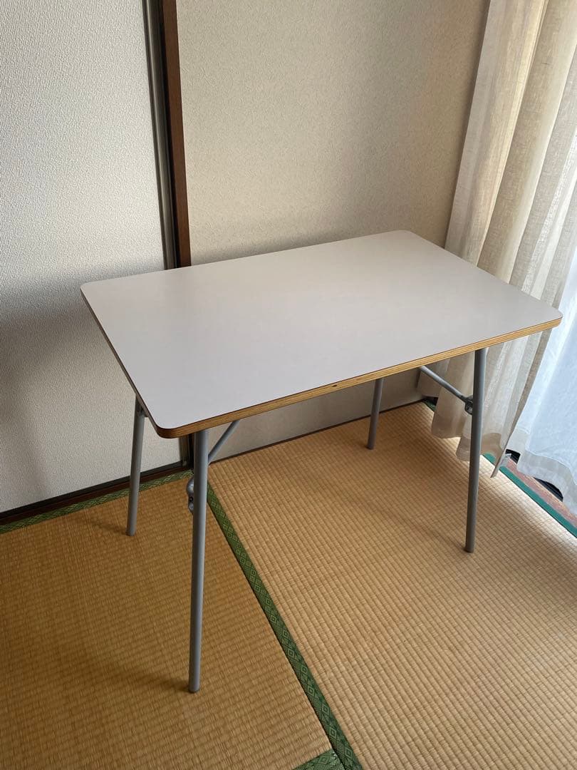 【廃盤レア】無印良品　机　メラミン天板　折りたたみ式 レビュー】質感・価格のバランスが取れた無印良品の「折りたたみ