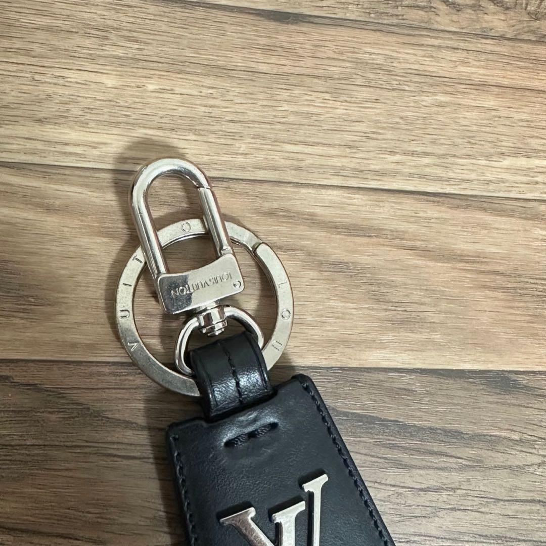 美品 ルイヴィトン キーホルダー LV クロッシュ クレ キーリング 完売