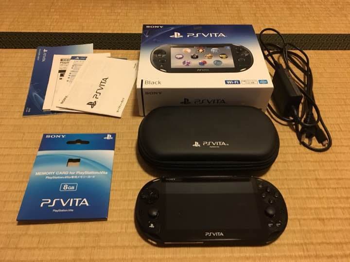 PlayStation®Vita  ケース  8Gメモリ 充電器 ソフト３つ Amazon | OSTENT 収納ボックス 10in1 ゲームメモリーカードホルダー