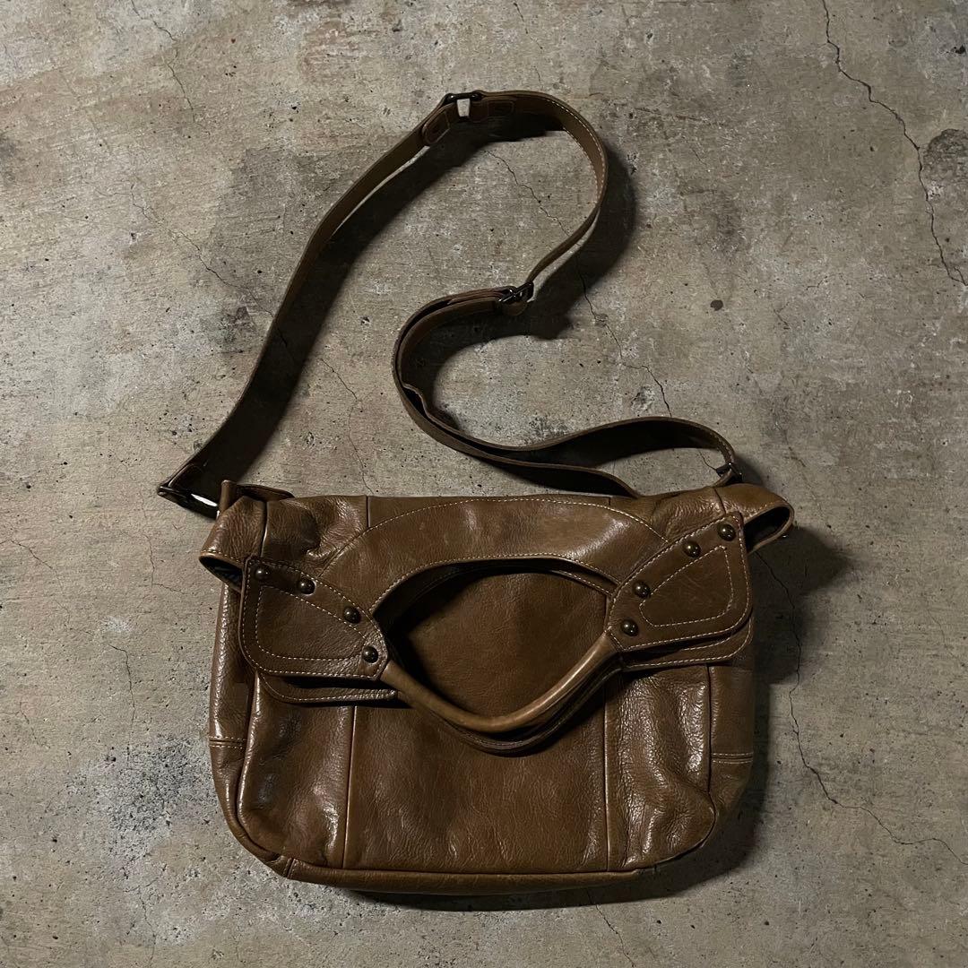 Y2K グランジ スタッズ 本革レザー ショルダーバッグ アーカイブ