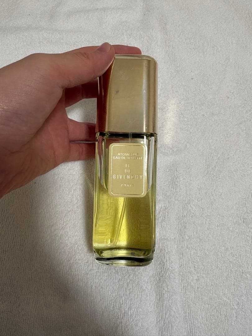 LE DE GIVENCHY NIVEAU VISIBLE 100ml 残9割 - メルカリ